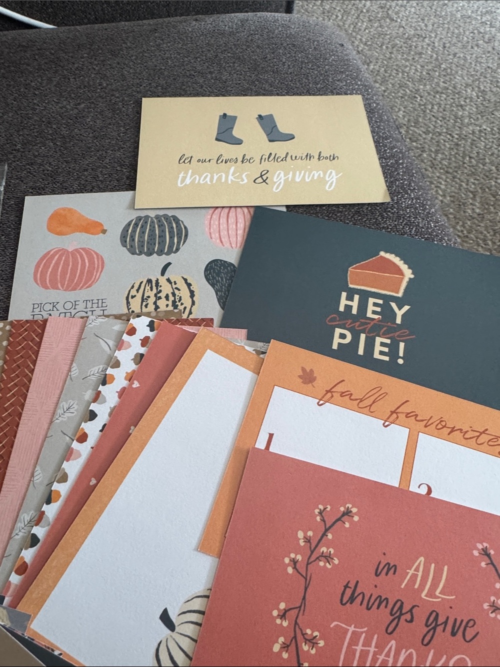 Assorted Fall Note Card Set — Orange & Cream Thanksgiving Designs - Picture 3 of 4